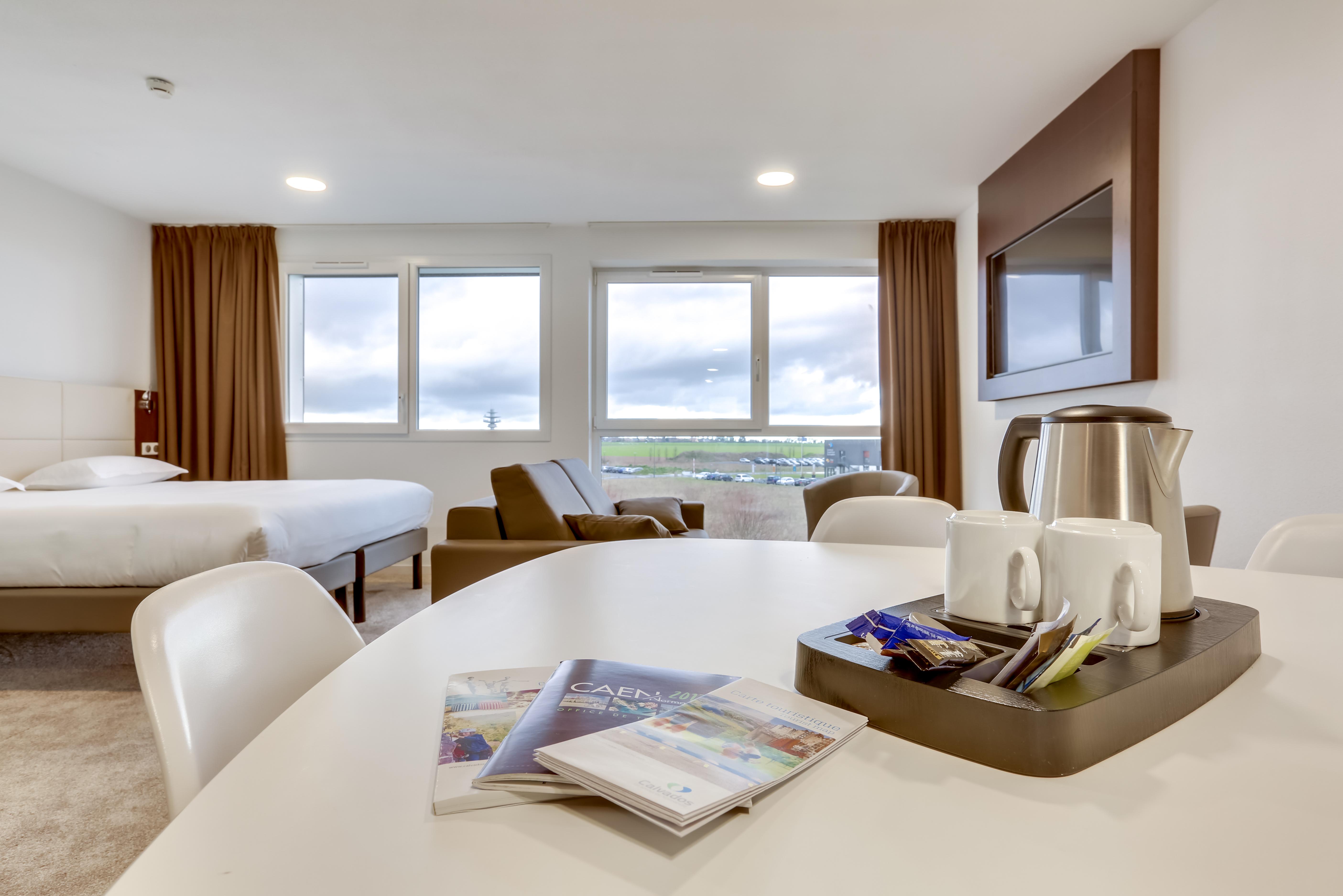 B&B Hotel Caen Memorial Saint-Contest ภายนอก รูปภาพ
