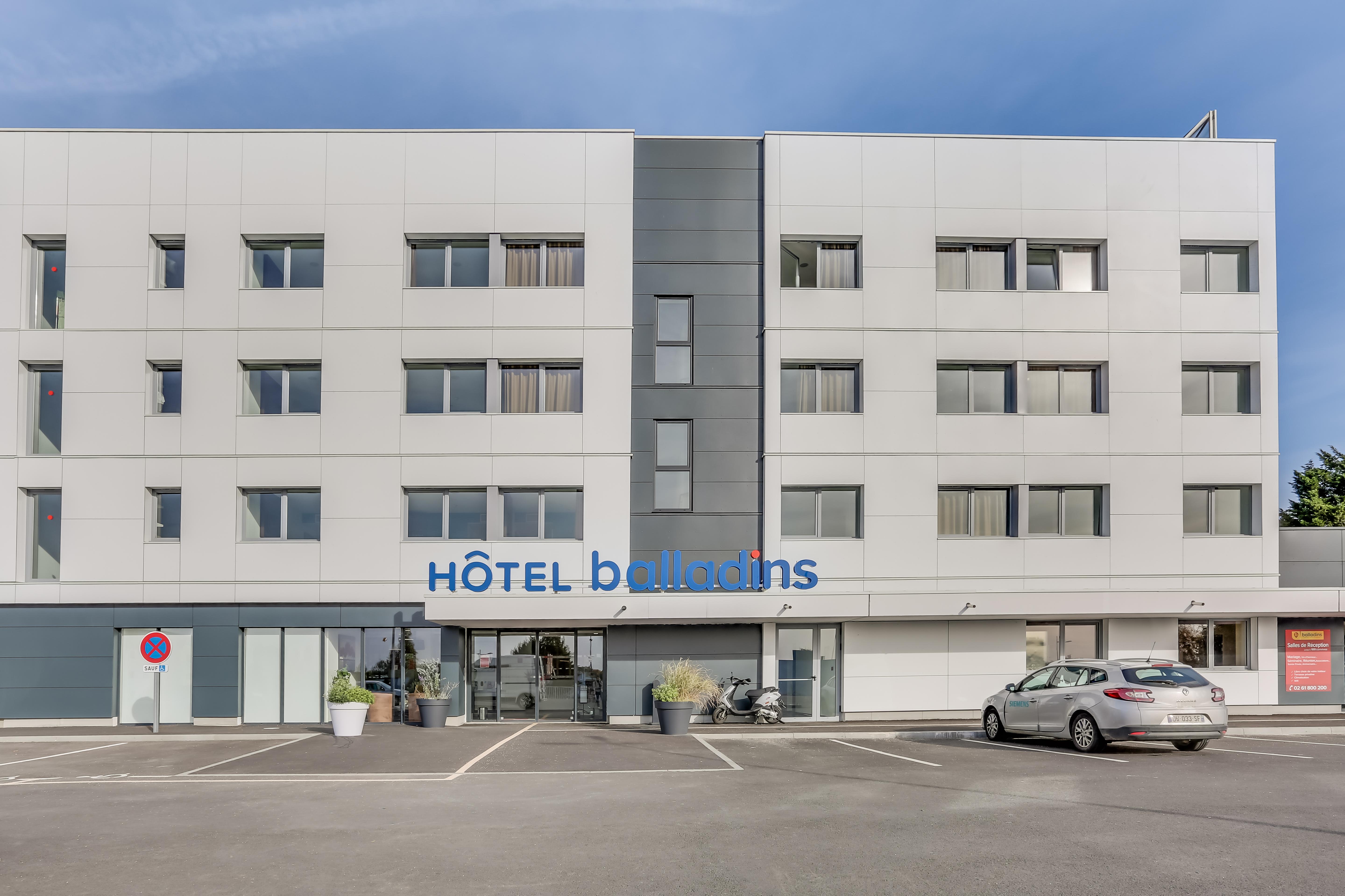 B&B Hotel Caen Memorial Saint-Contest ภายนอก รูปภาพ