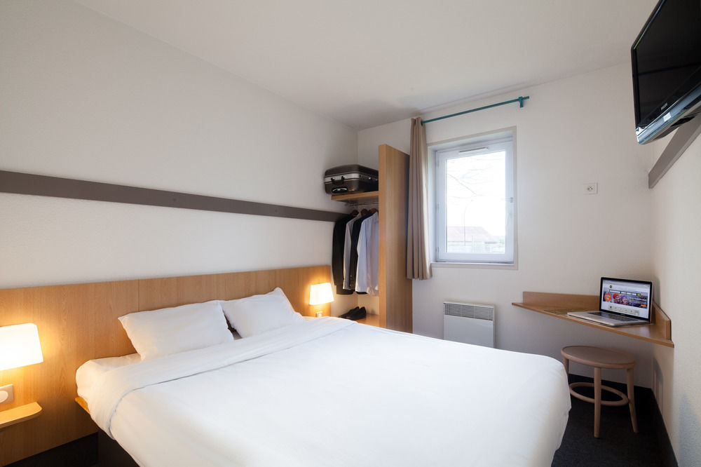 B&B Hotel Caen Memorial Saint-Contest ภายนอก รูปภาพ